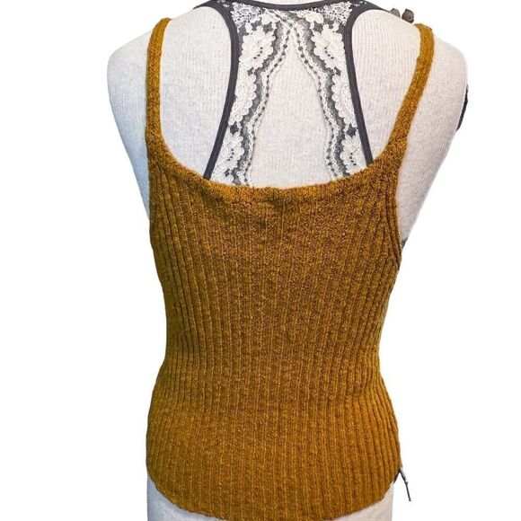 Free People  |||  rusty gold tank. You can wear the plunging side front or back. - Picture 3 of 10